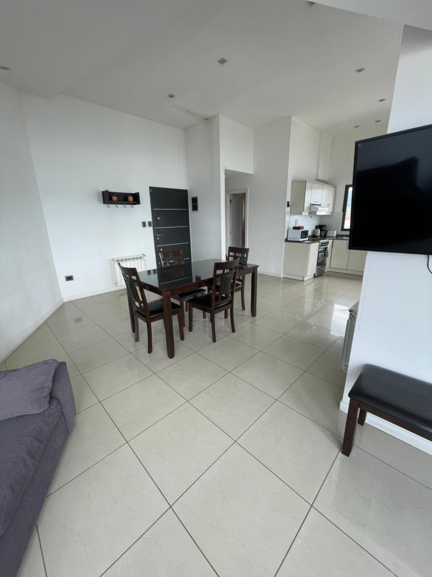 Entire In The Center, Floor With View Of The Beagle Ushuaia